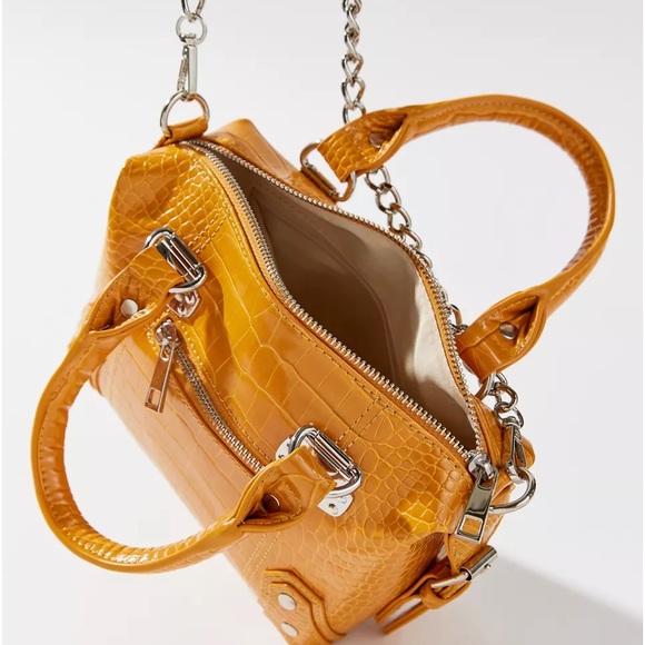Urban Outfitters Crossbody Bag - Picture 4 of 10
